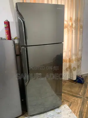 Samsung 280l Refrigerator and Freezer