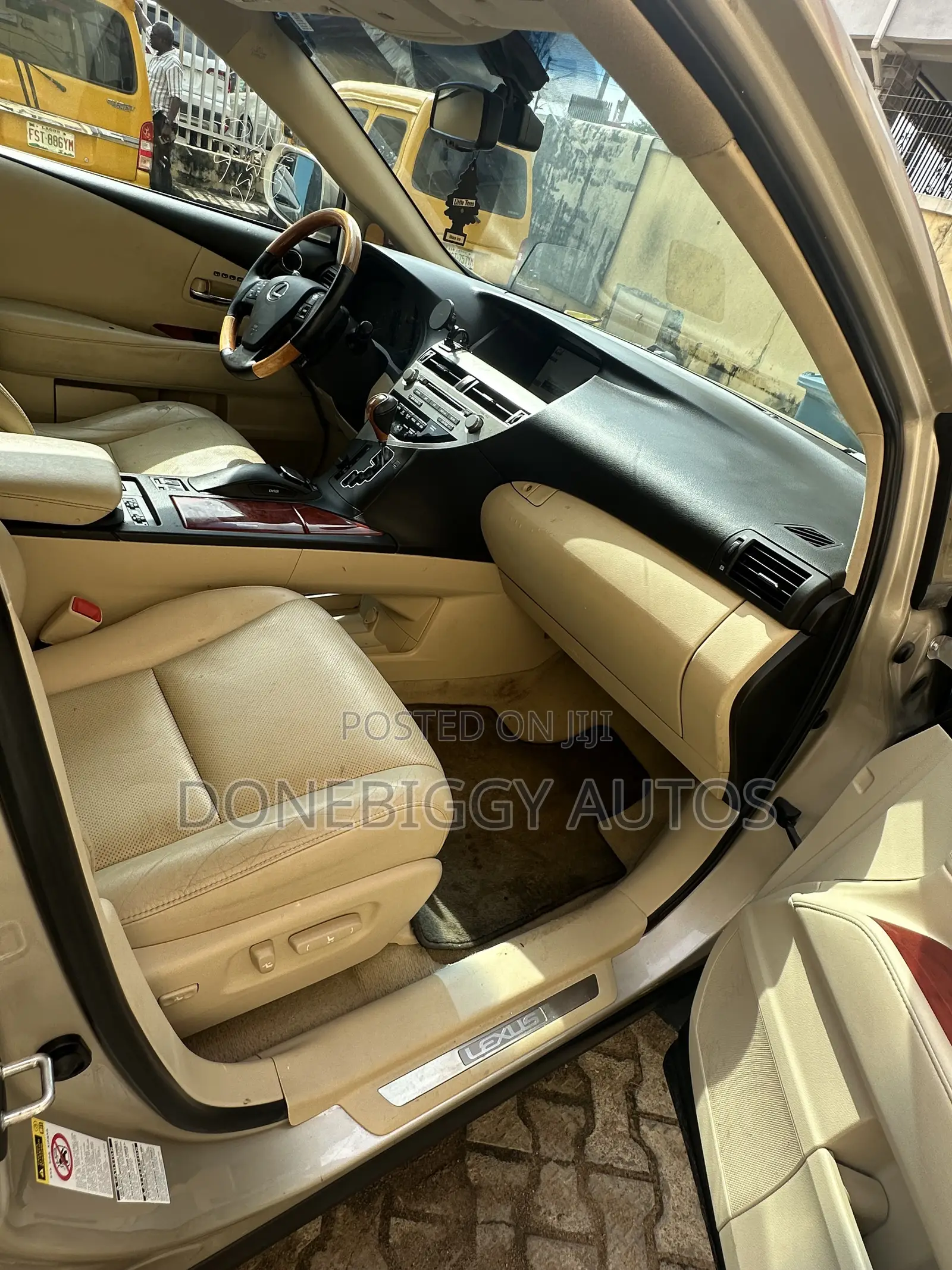 Lexus RX 2012 Gold