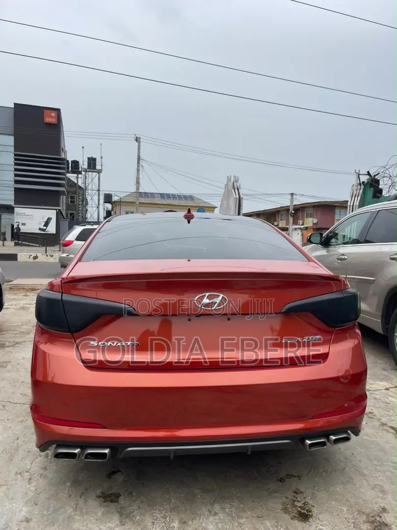 Hyundai Sonata 2014 Red