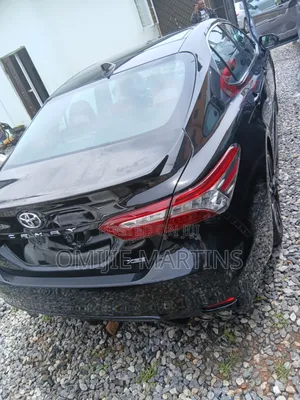 Toyota Camry 2018 Black