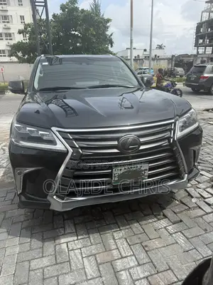 Lexus LX 570 AWD 2018 Black