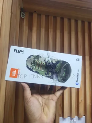 JBL Flip6 Bluetooth Speaker