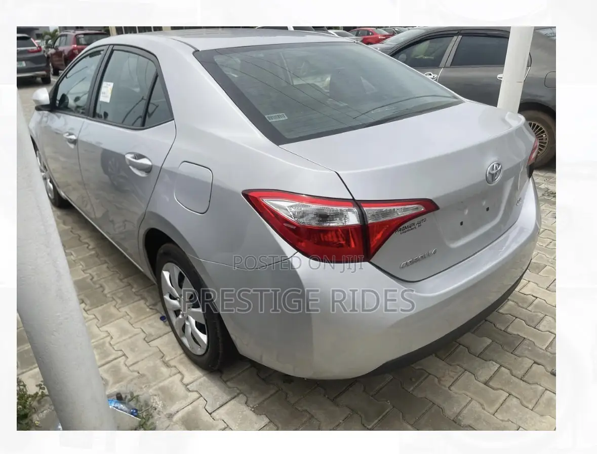 Toyota Corolla 2016 Silver