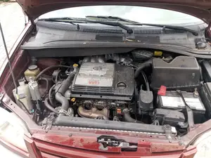 Toyota Sienna 2002 Red