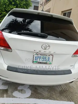 Toyota Venza AWD 2012 White