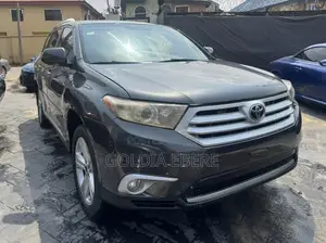 Toyota Highlander 2013 Black
