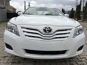 Toyota Camry 2011 White