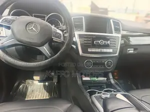 Mercedes-Benz M Class ML350 4MATIC 4dr SUV AWD (3.5L 6cyl 7A) 2015