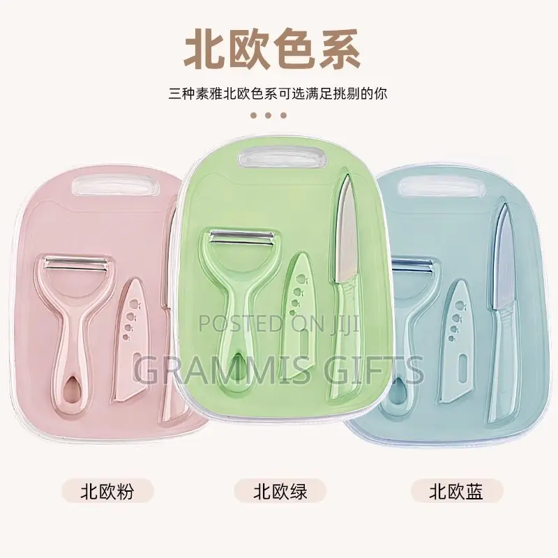 Chopping Board, Scraper and Knife Set