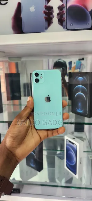 Apple iPhone 11 64 GB Green