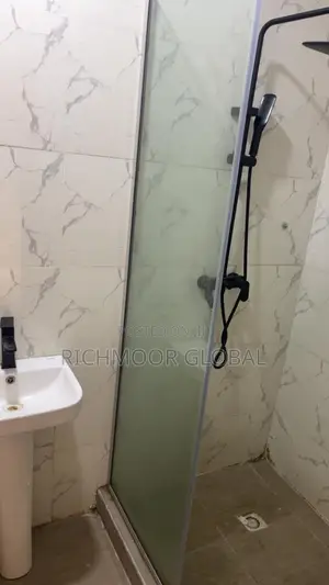 3bdrm Duplex in Abraham Adesanya Estate for rent