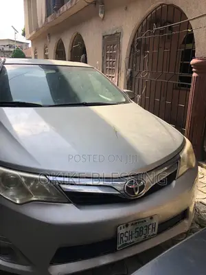 Toyota Corolla 2012 Silver