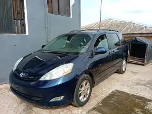 Toyota Sienna 2006