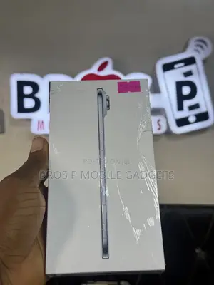 New Apple iPhone Air 256 GB Silver