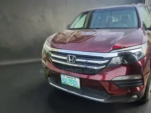 Honda Pilot 2017 Red