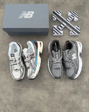 New Balance 740 Sneakers