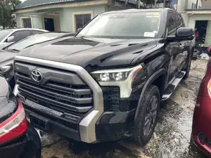 Toyota Tundra Limited Double Cab 6.5' Bed 2023 Black