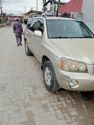 Toyota Highlander 2003 Gold