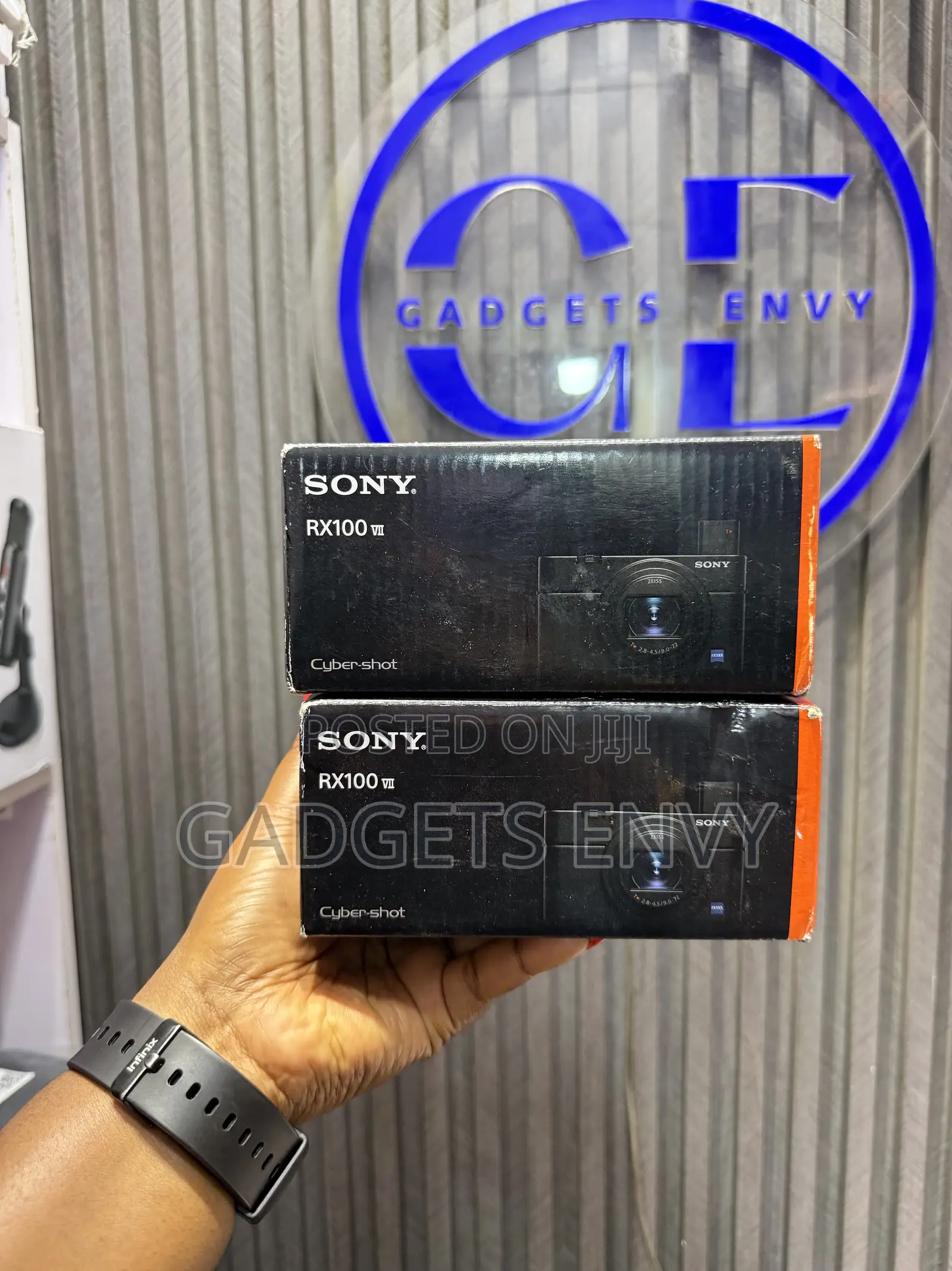 Sony Rx100 Vii Digital Camera