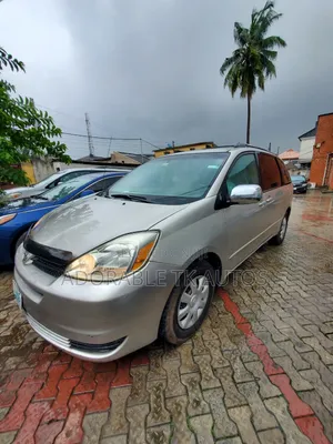 Toyota Sienna LE AWD 2006 Silver
