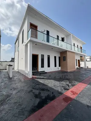 4bdrm Duplex in Thomas Estate for sale