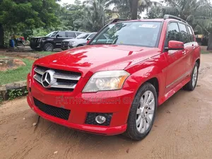Mercedes-Benz GLK-Class 2010 Red