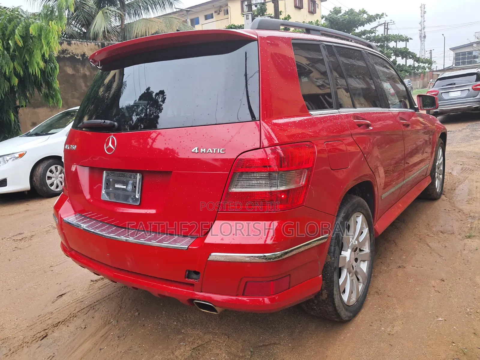 Mercedes-Benz GLK-Class 2010 Red