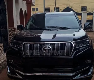 Toyota Land Cruiser Prado 2013 Black