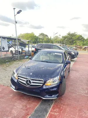 Mercedes-Benz E350 2014 Blue