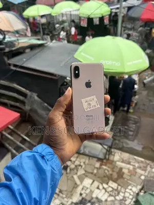 Apple iPhone XS 64 GB Gold