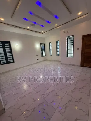 1bdrm Shared Apartment in Dpkay Estate, Lekki Phase 2 for rent