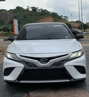 Toyota Camry 2020 White