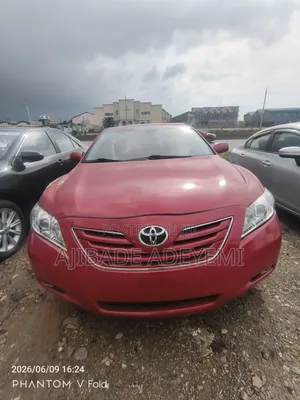 Toyota Camry XLE V6 4dr Sedan (3.5L 6cyl 6AM) 2009 Red