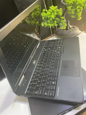Laptop Dell Latitude e5540 8GB Intel Core i5 SSD 256GB