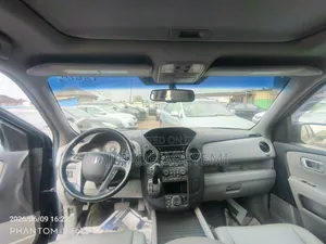 Honda Pilot Touring w/RES/Navi 4WD (3.5L 6cyl 5A) 2013 Blue