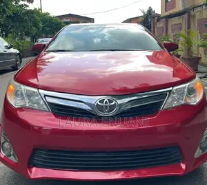 Toyota Camry XLE V6 4dr Sedan (3.5L 6cyl 6A) 2013 Red