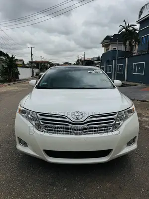 Toyota Venza V6 AWD 2010 White