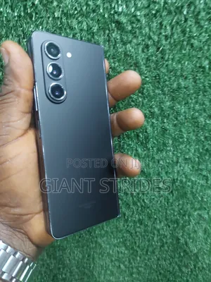 Samsung Galaxy Z Fold4 256 GB Black
