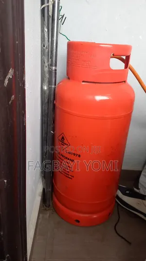 25 Kg Gas Cylinder (Original) Used Within a Year