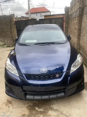 Toyota Matrix S Hatchback AWD (2.4L 4cyl 4A) 2009 Blue