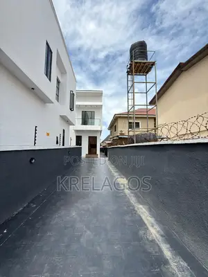 4bdrm Duplex in Olokonla for sale