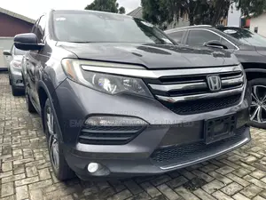 Honda Pilot Elite 4dr AWD (3.5L 6cyl 9A) 2016 Gray