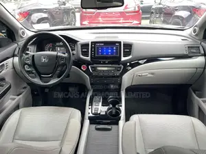 Honda Pilot Elite 4dr AWD (3.5L 6cyl 9A) 2016 Gray