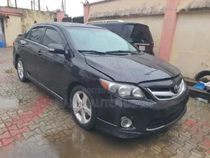 Toyota Corolla S 4dr Sedan (1.8L 4cyl 4A) 2012 Black
