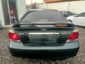 Toyota Camry XLE 4dr Sedan (2.4L 4cyl 5A) 2005 Green