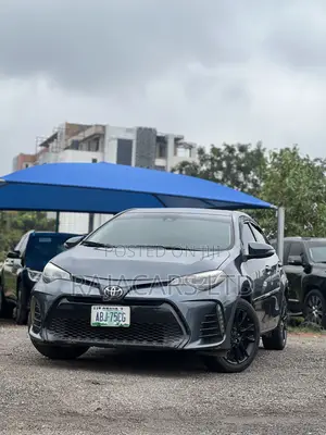 Toyota Corolla XSE 4dr Sedan (1.8L 4cyl CVT) 2017 Gray