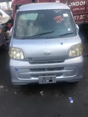 Suzuki Every 2010