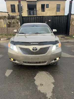 Toyota Camry LE 4dr Sedan (2.4L 4cyl 5A) 2008 Gold
