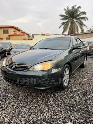 Toyota Camry XLE 4dr Sedan (2.4L 4cyl 5A) 2005 Green