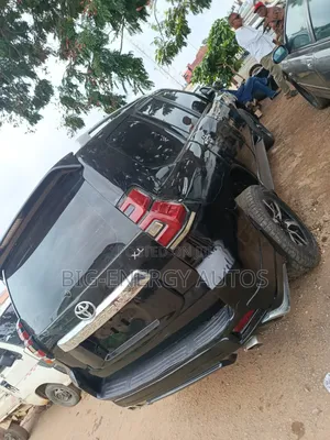Toyota Land Cruiser Prado 2.7 i 2012 Black